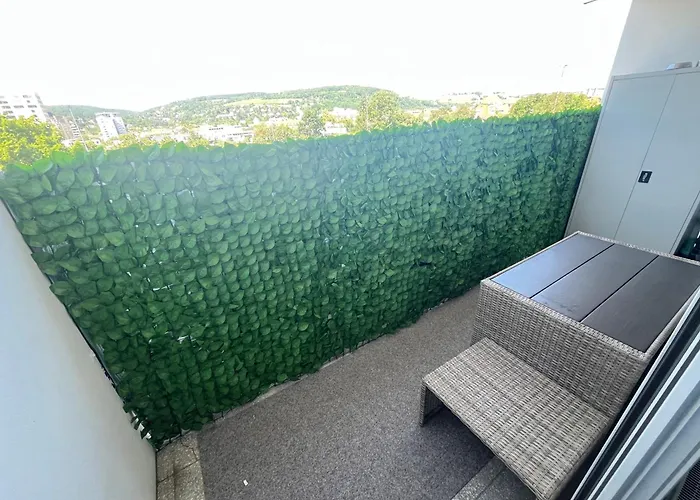 Schönes Mit Festungsblick - Free Parking -